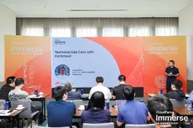 云曾科技讲师在 Immerse 峰会现场向观众分享方案